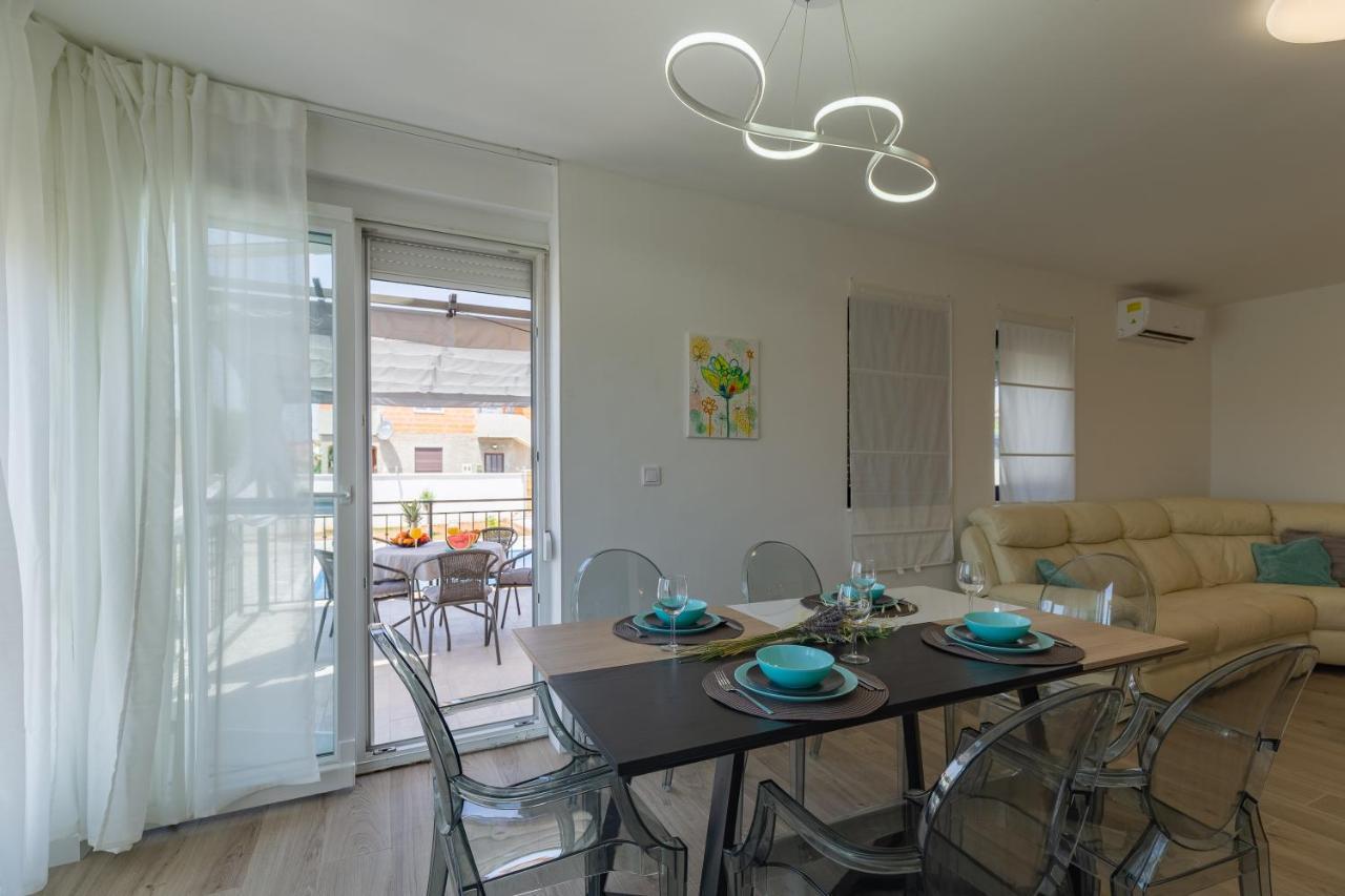 Villa Family And Friends Private Heated Pool With Jacuzzi Zadar Eksteriør bilde