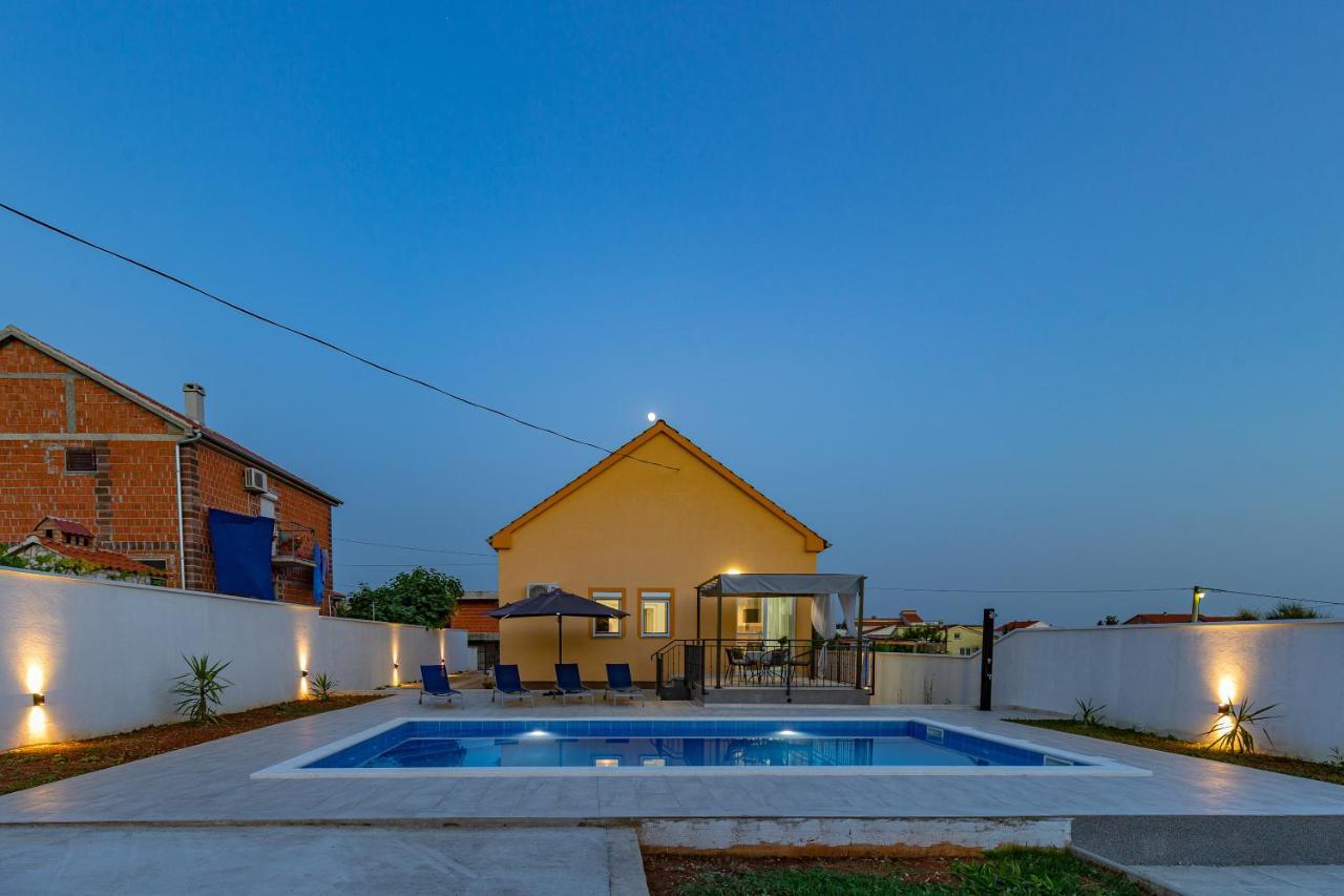 Villa Family And Friends Private Heated Pool With Jacuzzi Zadar Eksteriør bilde