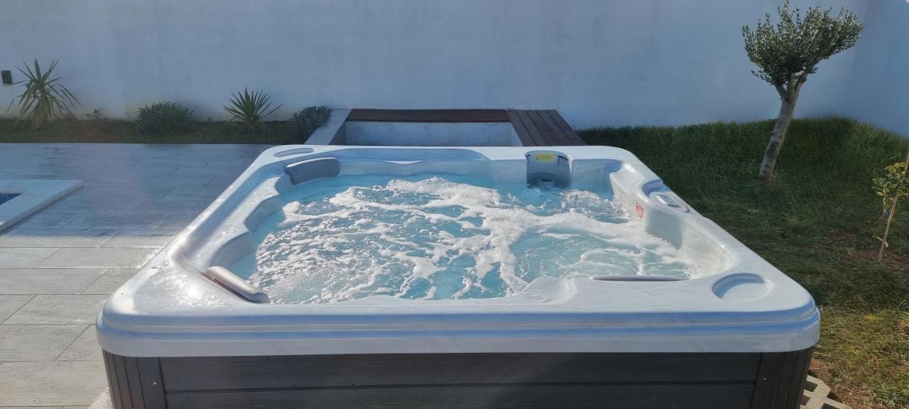 Villa Family And Friends Private Heated Pool With Jacuzzi Zadar Eksteriør bilde